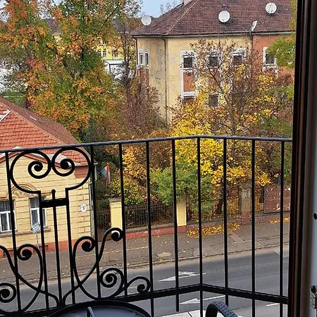 Soltesz Grand Lägenhet *