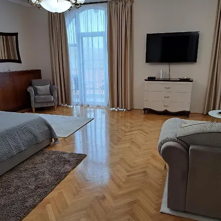 Soltesz Grand Lägenhet *